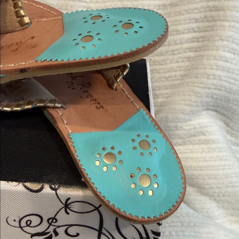 RARE Jack Rogers Pineapple Caribbean Blue w/ Gold Thong Leather Sandals Size 9 - Picture 8 of 8